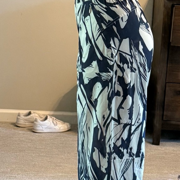 Lululemon swift wide leg mid rise pant ivory and blue size 2 - Picture 3 of 5